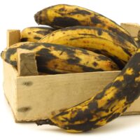 Sweet,Ripe,Baking,Bananas,(plantain,Bananas),In,A,Wooden,Crate